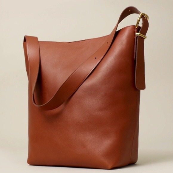 $178 Madewell The Essential Medium Bucket Tote in warm cinnamon NWT